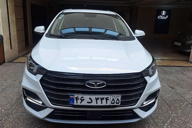 نمای روبروی فونیکس آریزو 6 پرو