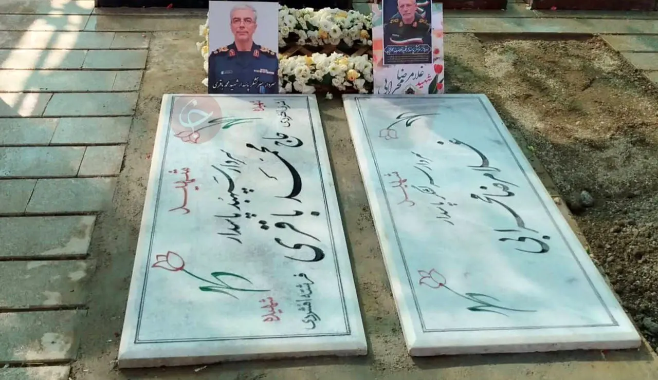 مزار شهیدان حاجی‌زاده و محمود باقری در بهشت زهرا