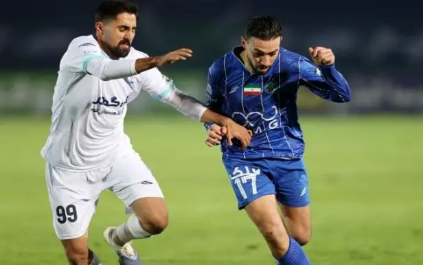 خطر محرومیت ۳ استقلالی در بازی مقابل تراکتور