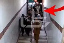 سرقت عجیب گوشواره دختربچه در آغوش مادر