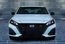 کاهش یک میلیاردی نیسانهای وارداتی؛ چراغ اول روشن شد