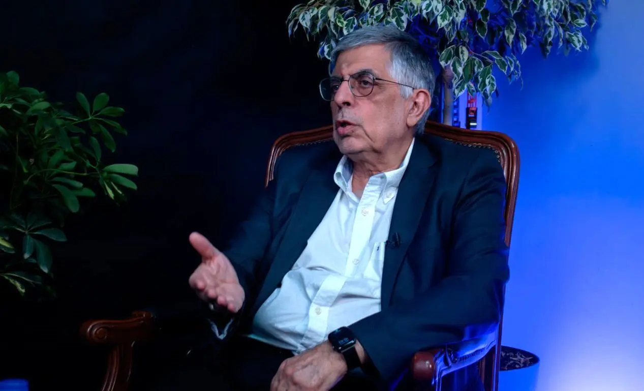 کرباسچی: کشورها حاضر نیستند منافع‌شان را برای ایران به خطر بیندازند