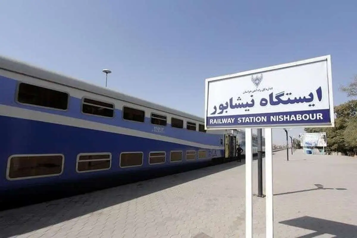 لغو توقف قطارها در نیشابور؛ مسافران در بلاتکلیفی
