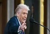 ترامپ: مهاجران کنترل فرانسه را به دست گرفته‌اند