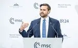 معاون ترامپ: دموکرات‌ها به فرزندان ما آموخته‌اند نسبت به پرچم احساس شرمساری کنند
