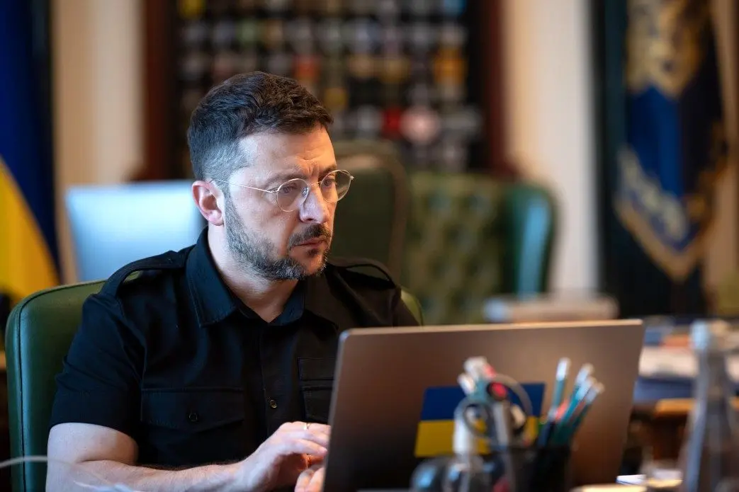 زلنسکی: این منصفانه نیست که ترامپ از اوکراین بخواهد برای صلح امتیاز بدهد 