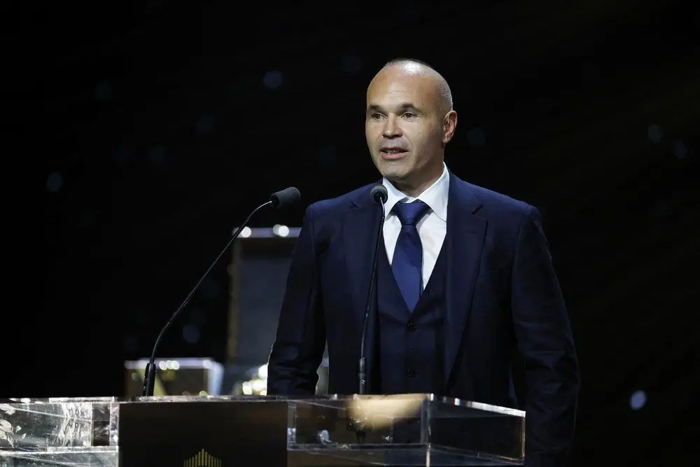 اتهام کلاهبرداری به ستاره سابق بارسا!